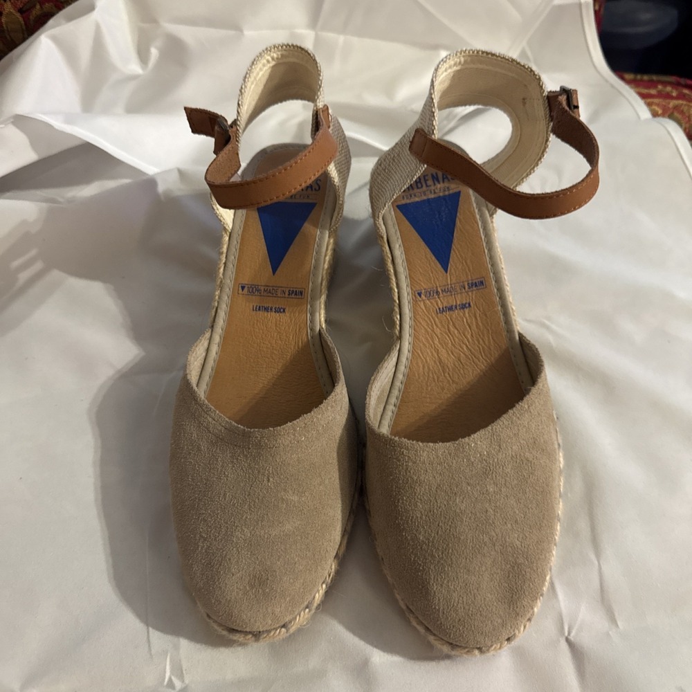 Verbenas Malena Tan Suede Espadrille Wedge Sandals Women's Size 39US 8.5